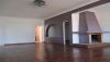 https://www.zoneimmo-mada.com/uploads/2017/02/25/a-louer-belle-villa-a-etage-f6-a-antsahabe-1492709639_1_35268_medium.jpg