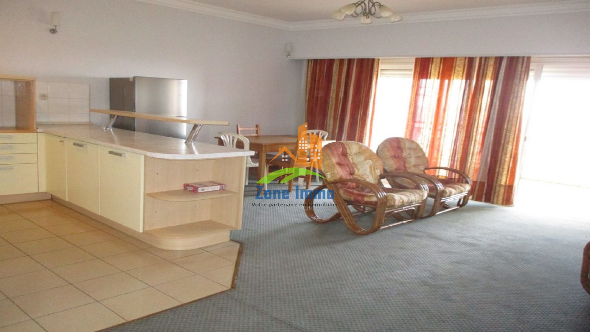 https://www.zoneimmo-mada.com/uploads/2017/03/22/a-louer-appartement-t2-semi-meuble-ou-vi-ambohimitsimbina-1528785943_1_20999_large.jpg