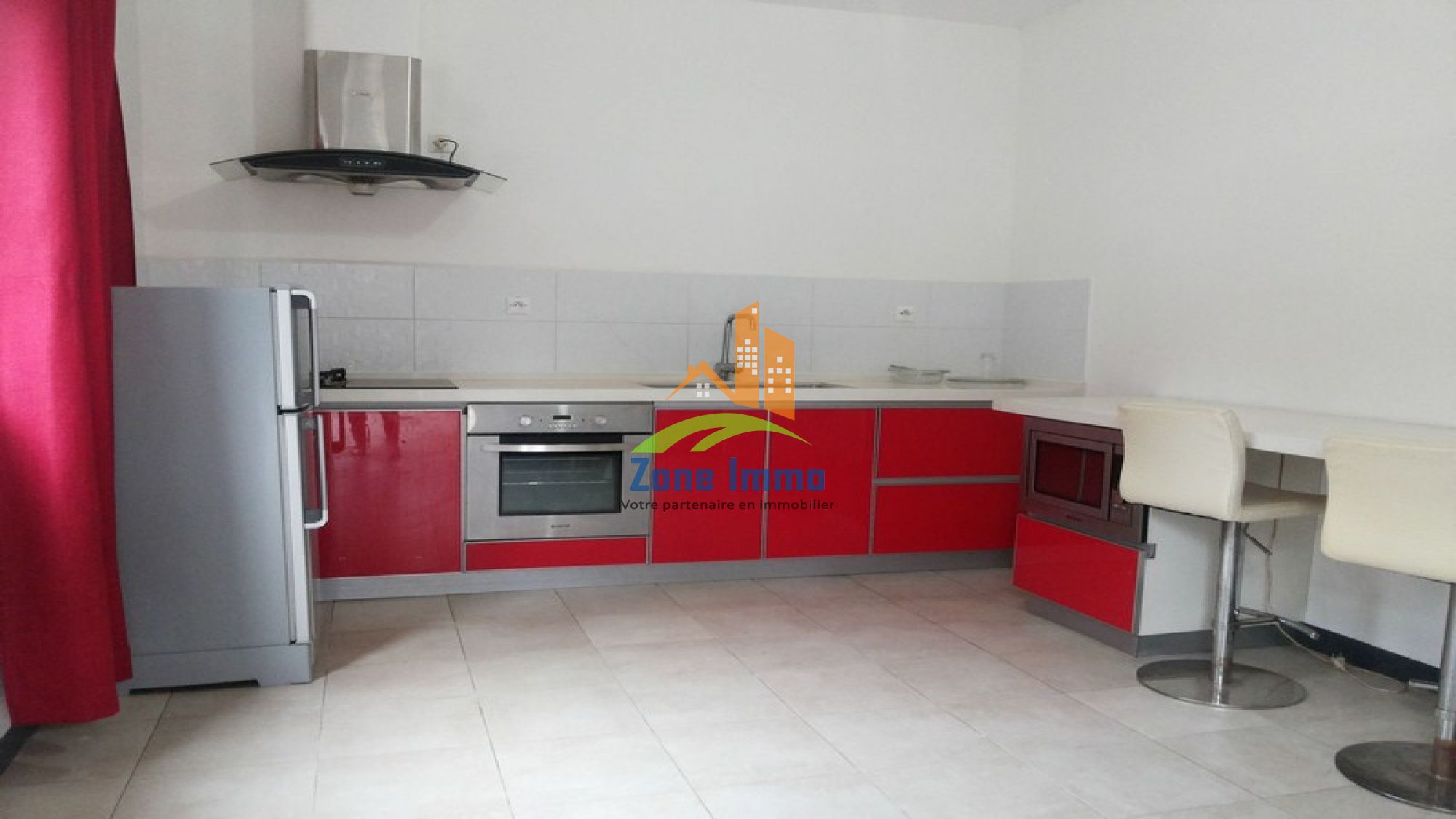 https://www.zoneimmo-mada.com/uploads/2017/04/03/a-louer-studio-meuble-de-30m-a-ivandry-1510165797_1_13844_large.jpg