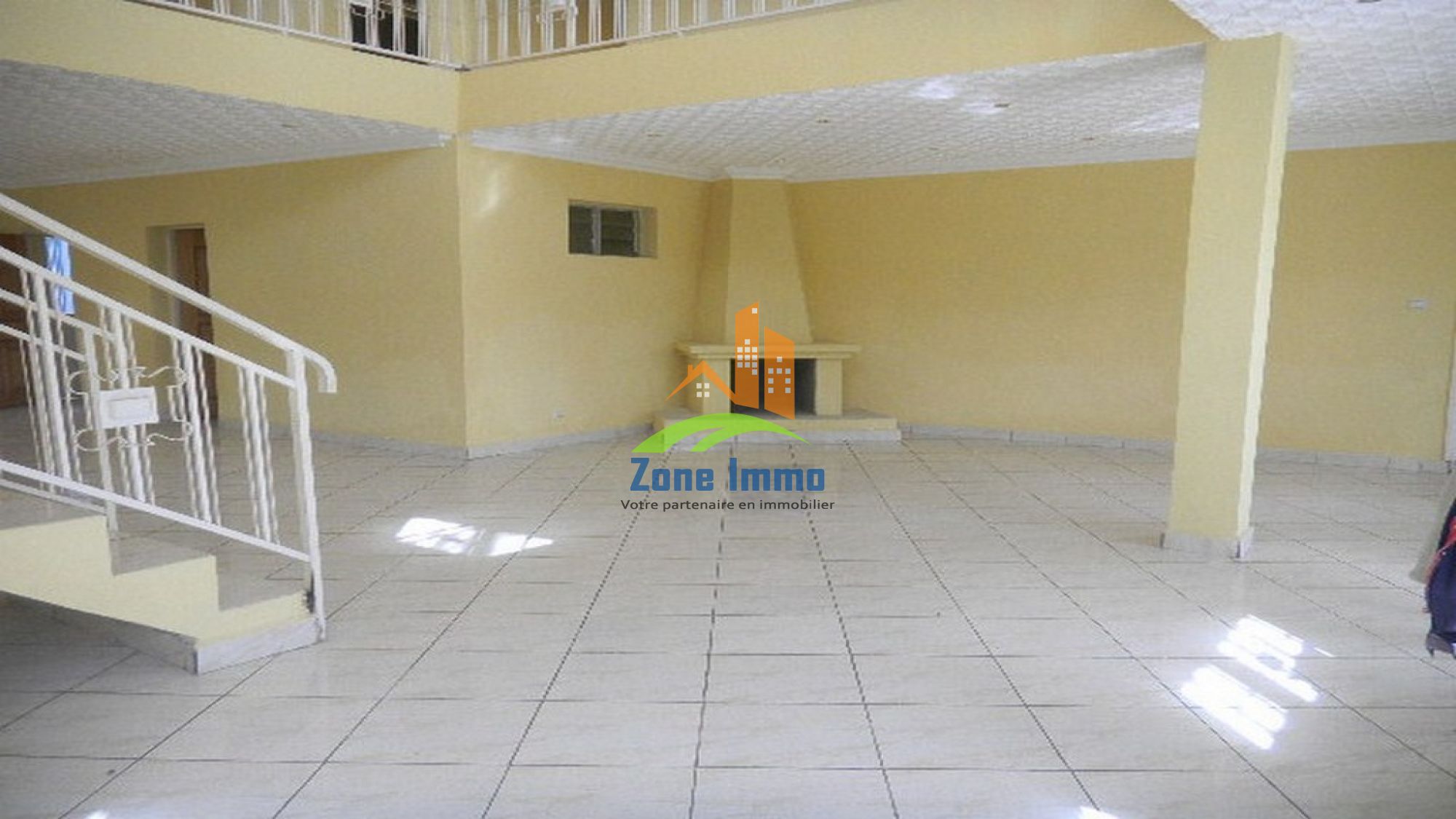 https://www.zoneimmo-mada.com/uploads/2017/06/16/a-louer-magnifique-villa-a-etage-f5-a-ankadindratombo-by-pass-1497608229_1_58258_large.jpg