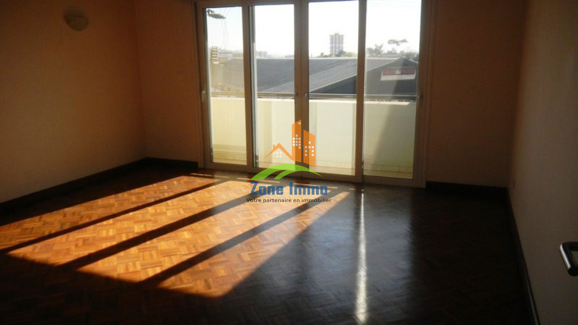 https://www.zoneimmo-mada.com/uploads/2017/09/19/a-louer-bel-appartement-t2-a-tanjombato-1505824936_1_51728_large.jpg