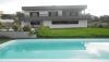 https://www.zoneimmo-mada.com/uploads/2017/09/21/a-louer-magnifique-villa-a-etage-f5-avec-piscine-a-ambatobe-1752216669_1_32437_medium.jpg