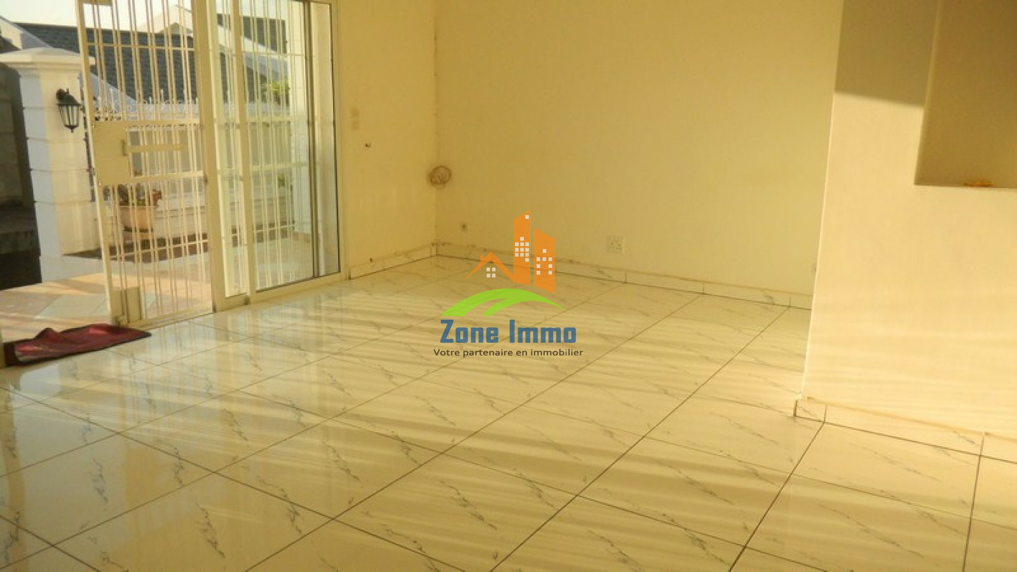 https://www.zoneimmo-mada.com/uploads/2017/10/06/a-louer-belle-villa-basse-f4-a-mahabo-andoharanofotsy-1507273993_1_14316_large.jpg
