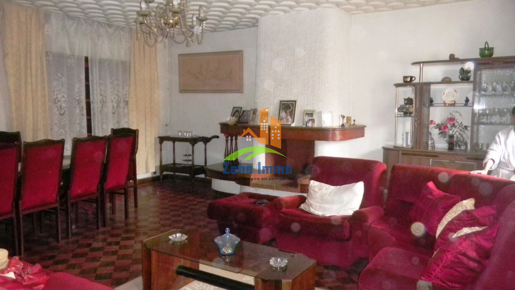 https://www.zoneimmo-mada.com/uploads/2017/10/06/a-louer-maison-a-etage-f7-a-usage-bureau-a-ankorahotra-1507274104_1_31807_large.jpg
