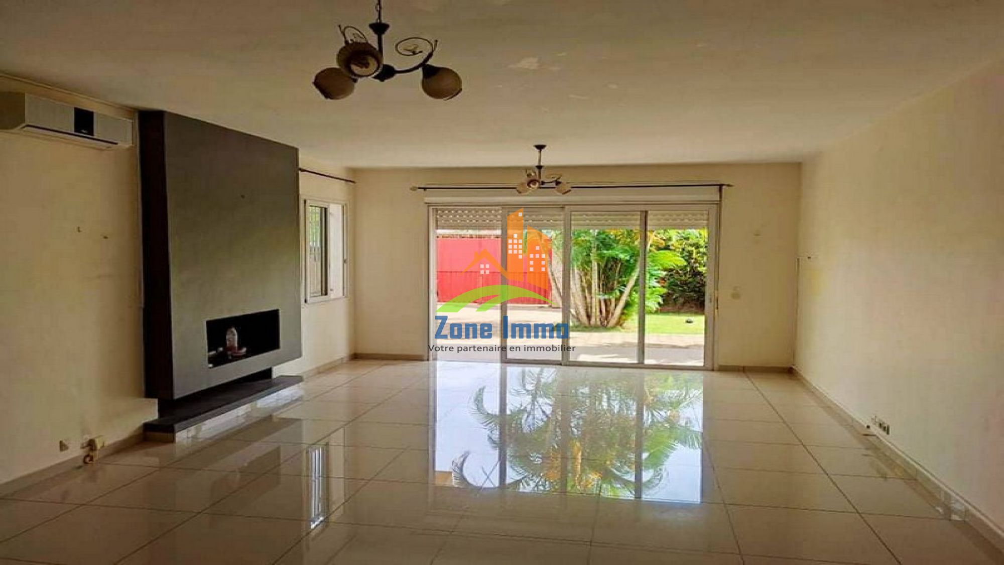 https://www.zoneimmo-mada.com/uploads/2018/02/10/a-louer-villa-basse-f4-avec-jardin-a-androhibe-1653483019_1_73125_large.jpg