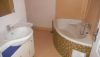 https://www.zoneimmo-mada.com/uploads/2018/02/13/a-louer-maison-a-etage-f4-avec-jardin-au-lotissement-bonnet-a-ivandry-1518507753_8_16550_medium.jpg
