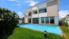 https://www.zoneimmo-mada.com/uploads/2018/05/04/a-louer-villas-f8-avec-piscine-au-choix-a-androhibe-1671204052_8_6364_medium.jpg