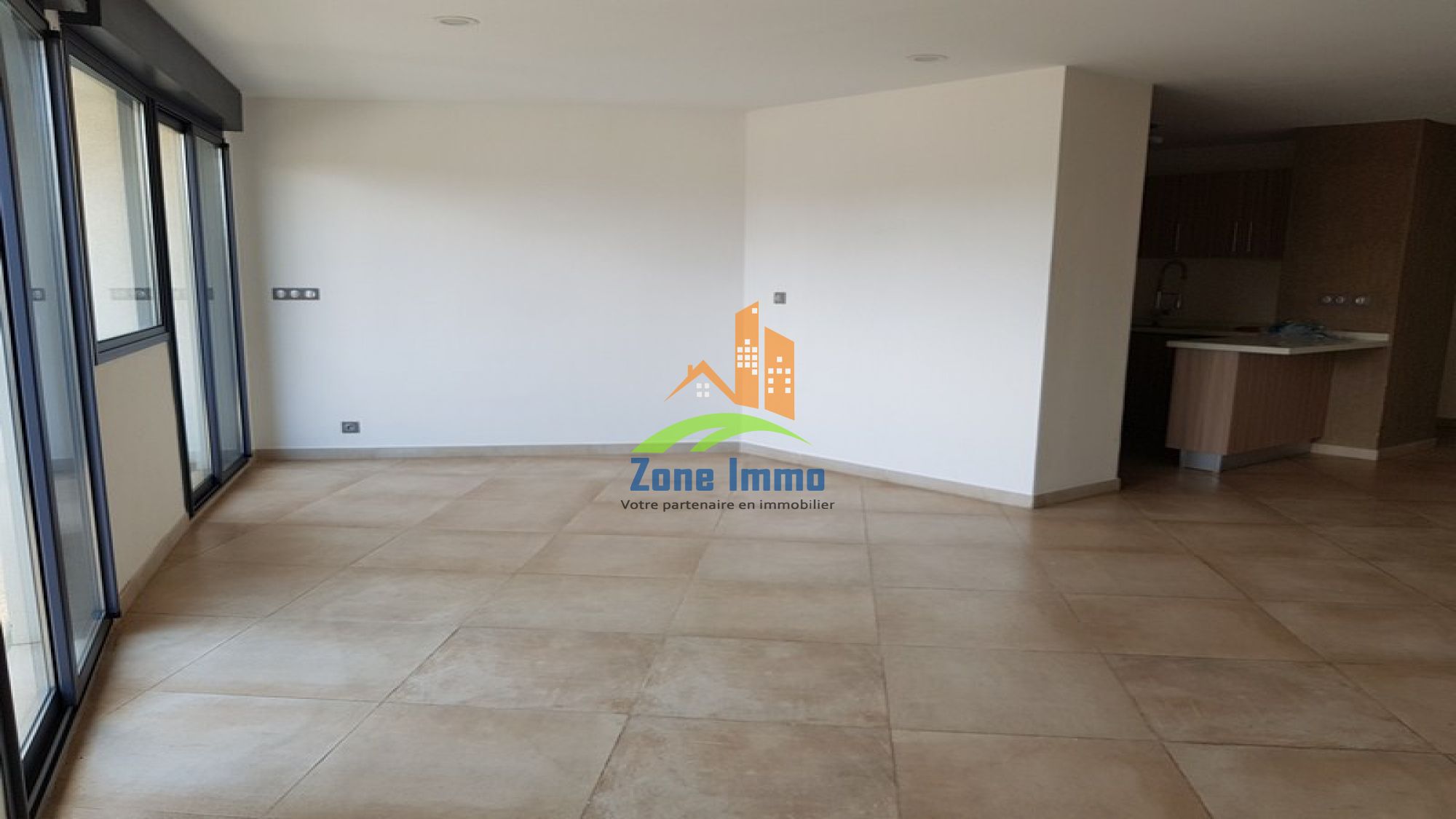 https://www.zoneimmo-mada.com/uploads/2018/12/12/a-louer-appartements-t3-securises-et-avec-piscine-a-ivandry-1544606106_1_86356_large.jpg
