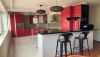 https://www.zoneimmo-mada.com/uploads/2019/07/05/a-louer-appartements-t3-equipes-de-120m-a-isoraka-1722249876_3_28552_medium.jpg