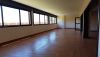 https://www.zoneimmo-mada.com/uploads/2019/09/16/a-louer-spacieux-appartement-t5-securise-a-androhibe-1568656245_3_38734_medium.jpg