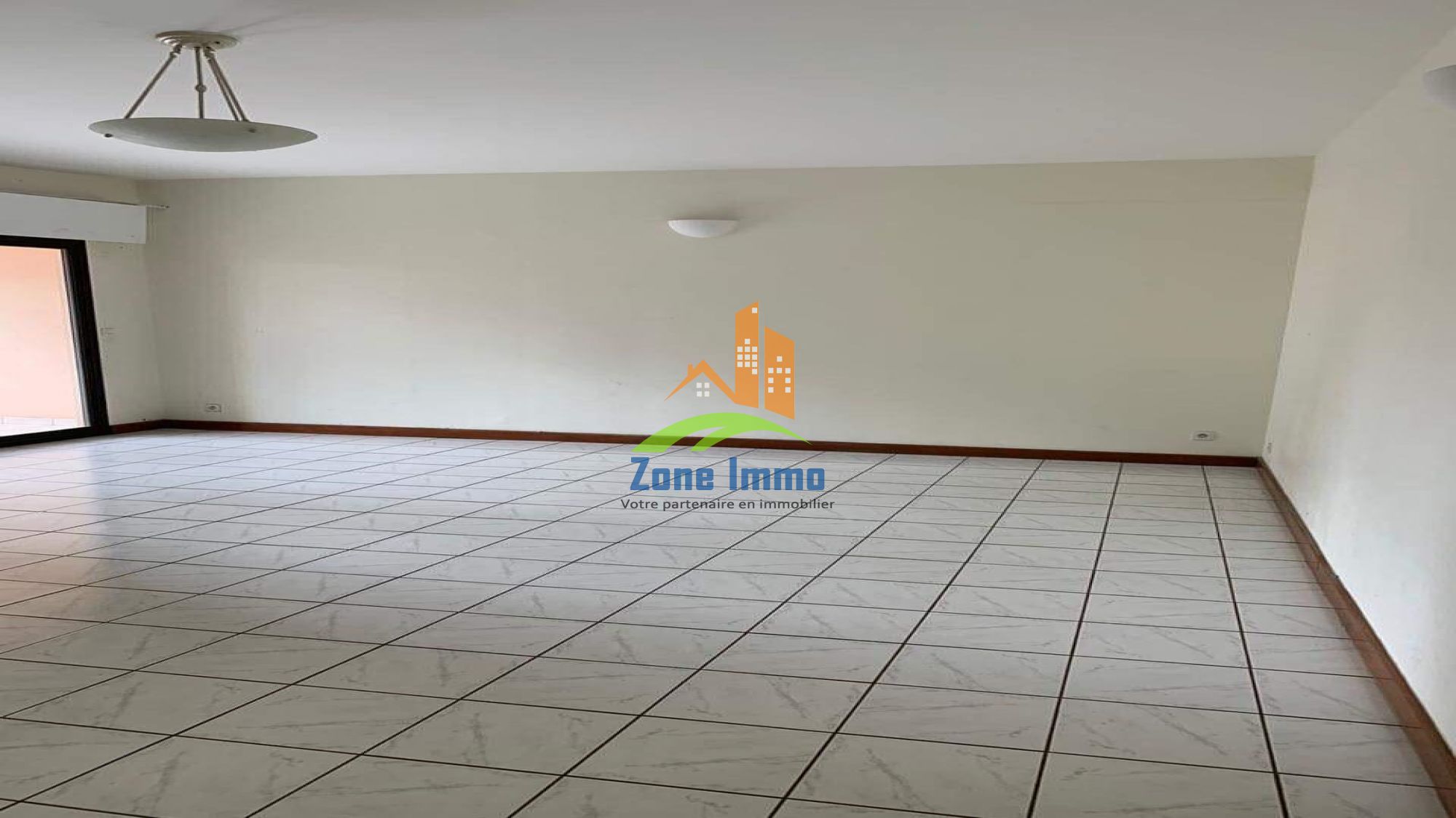 https://www.zoneimmo-mada.com/uploads/2020/09/23/a-louer-appartements-t2-au-choix-meuble-ou-nu-a-ambatobe-1602767692_1_34513_large.jpg