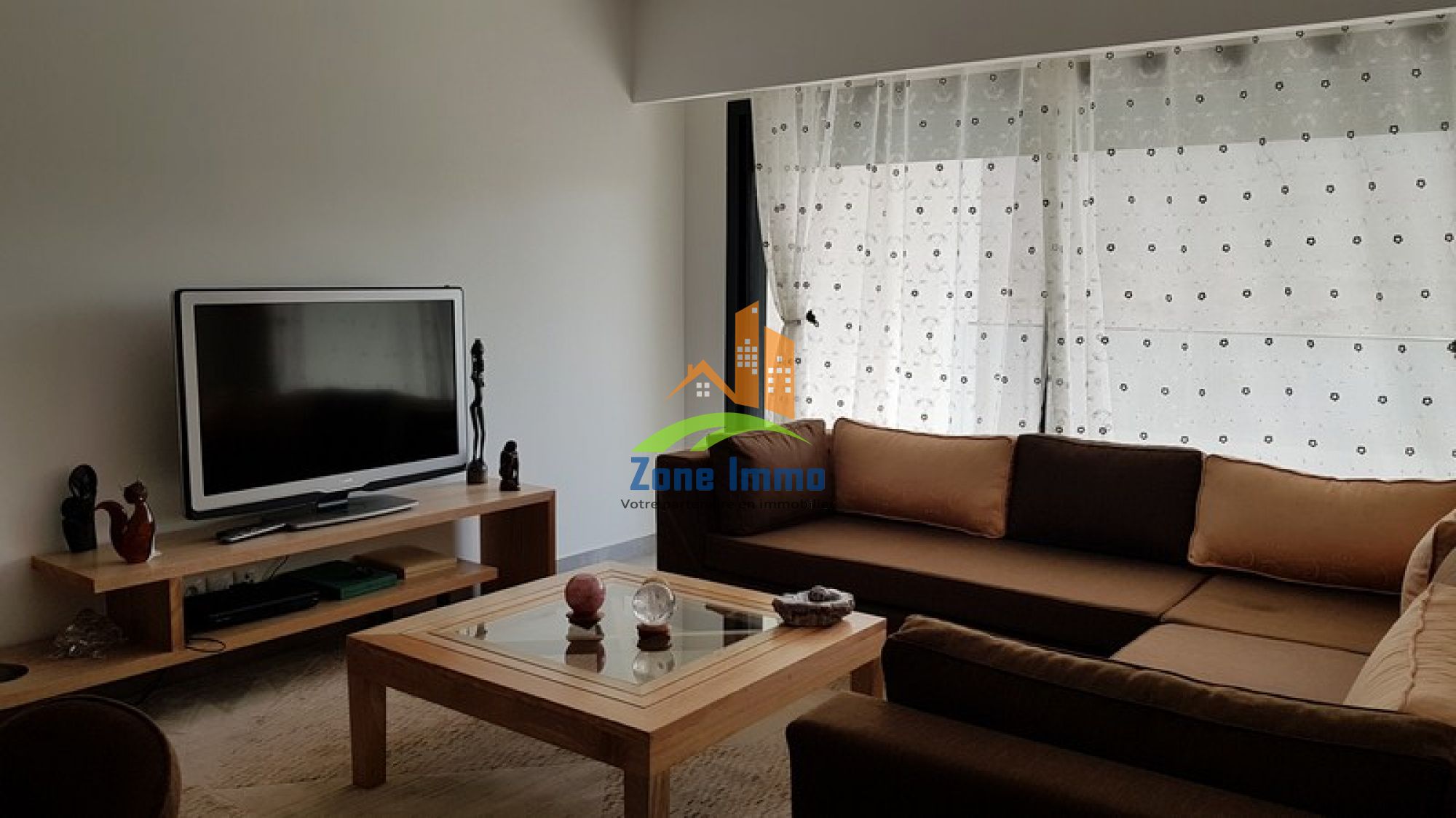 https://www.zoneimmo-mada.com/uploads/2022/02/07/a-louer-appartement-t4-meuble-a-05minutes-a-pied-du-lft-a-ambatobe-1644251507_2_56072_large.jpg