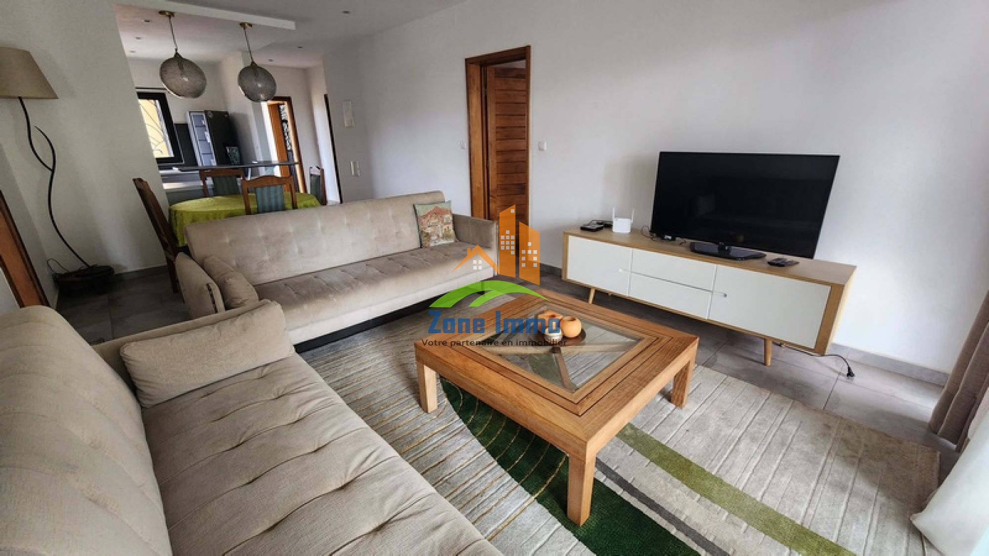 https://www.zoneimmo-mada.com/uploads/2022/02/07/a-louer-appartement-t4-meuble-a-05minutes-a-pied-du-lft-a-ambatobe-1785508047_1_47561_large.jpg