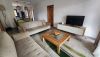 https://www.zoneimmo-mada.com/uploads/2022/02/07/a-louer-appartement-t4-meuble-a-05minutes-a-pied-du-lft-a-ambatobe-1785508047_1_47561_medium.jpg