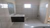 https://www.zoneimmo-mada.com/uploads/2022/03/17/a-vendre-villa-basse-f4-avec-piscine-a-ambohijanahary-antehiroka-1699005246_5_69753_medium.jpg