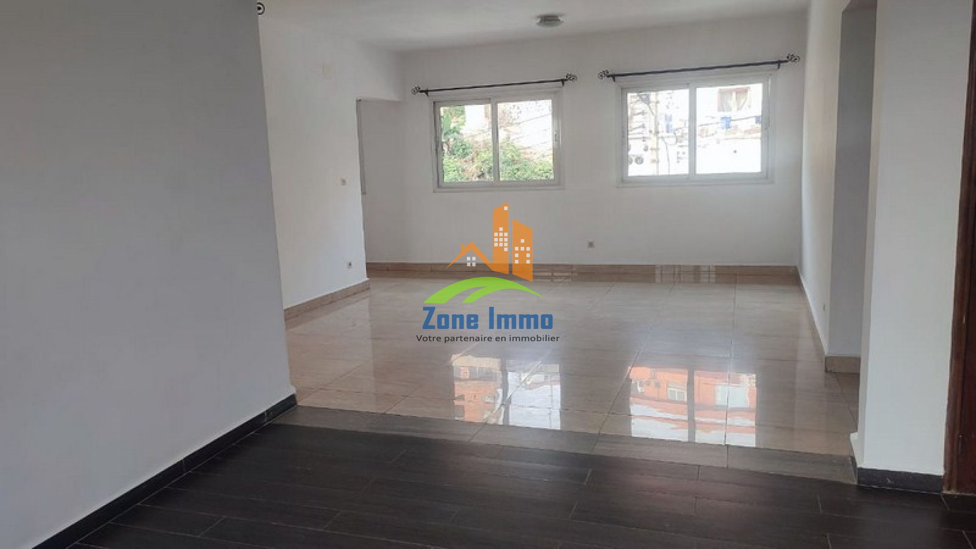 https://www.zoneimmo-mada.com/uploads/2022/11/17/a-louer-appartement-t4-avec-parking-en-ankazotokana-1668682422_1_98147_large.jpg