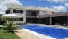https://www.zoneimmo-mada.com/uploads/2023/02/28/a-louer-villa-a-etage-f7-avec-piscine-sur-1-500m-de-tanjombato-1677590434_1_85541_medium.jpg
