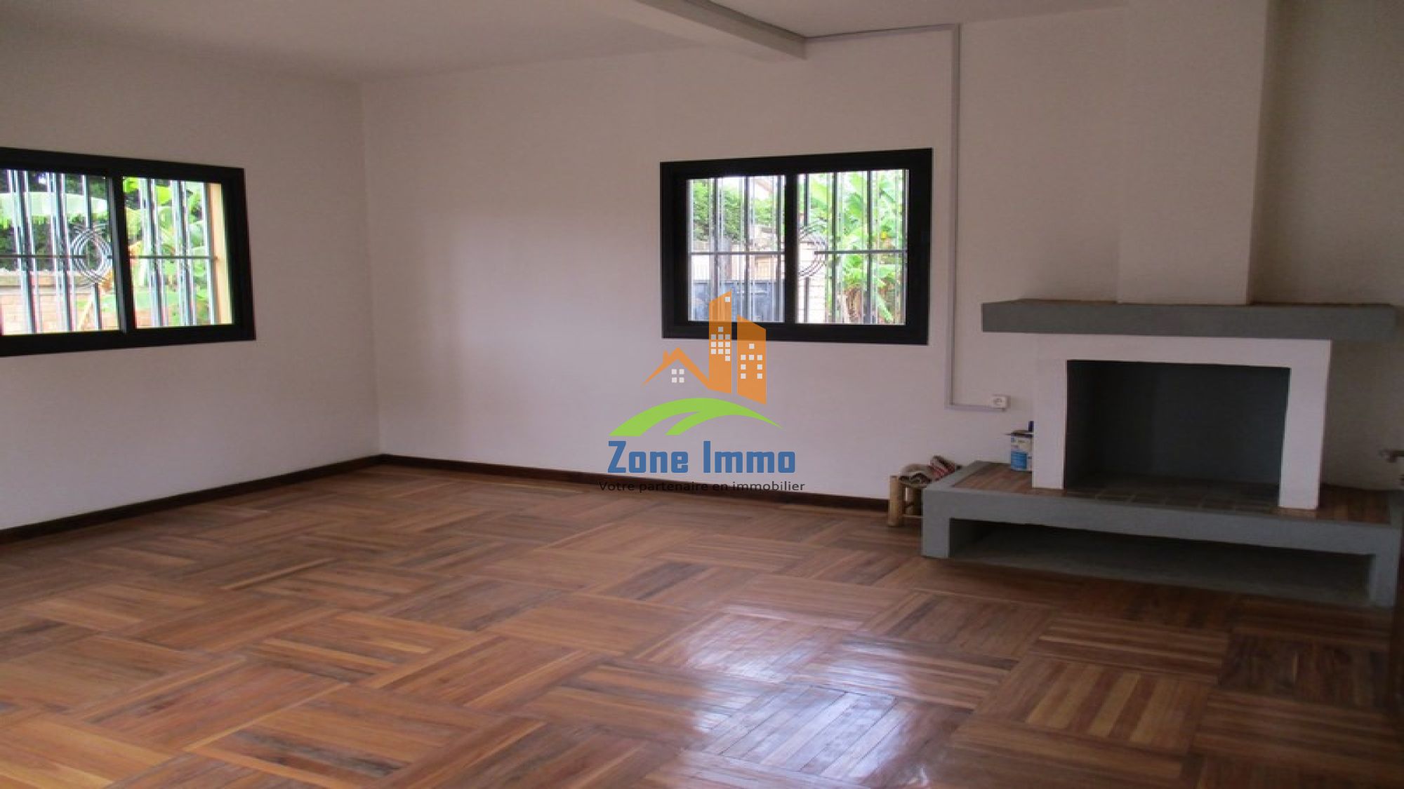 https://www.zoneimmo-mada.com/uploads/2024/01/29/a-louer-appartements-t2-et-t3-au-choix-a-manakambahiny-1706519764_1_84142_large.jpg