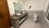 https://www.zoneimmo-mada.com/uploads/2024/03/07/a-louer-villa-f5-climatisee-et-avec-piscine-au-lotissement-b-ivandry-1791787722_7_16101_medium.jpeg