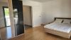https://www.zoneimmo-mada.com/uploads/2024/03/14/a-louer-appartement-t4-meuble-ou-vide-securise-a-ankorondrano-1710482544_5_97326_medium.jpg