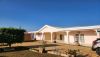 https://www.zoneimmo-mada.com/uploads/2024/08/05/a-louer-magnifique-villa-basse-f5-avec-gra-ambatolampy-tsimahafotsy-1722857970_2_26051_medium.jpg