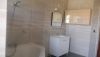 https://www.zoneimmo-mada.com/uploads/2024/10/10/a-louer-appartement-t4-a-usage-mixte-a-alasora-1728646528_9_67412_medium.jpg