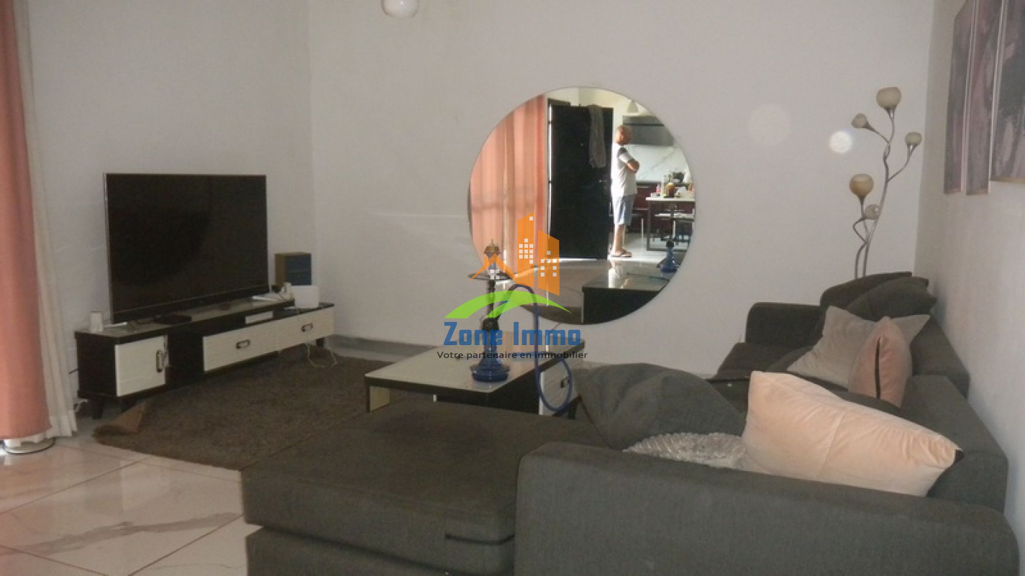 https://www.zoneimmo-mada.com/uploads/2024/11/11/a-louer-appartement-t4-meuble-et-equipe-a-ankorondrano-1731327765_1_7881_large.jpg
