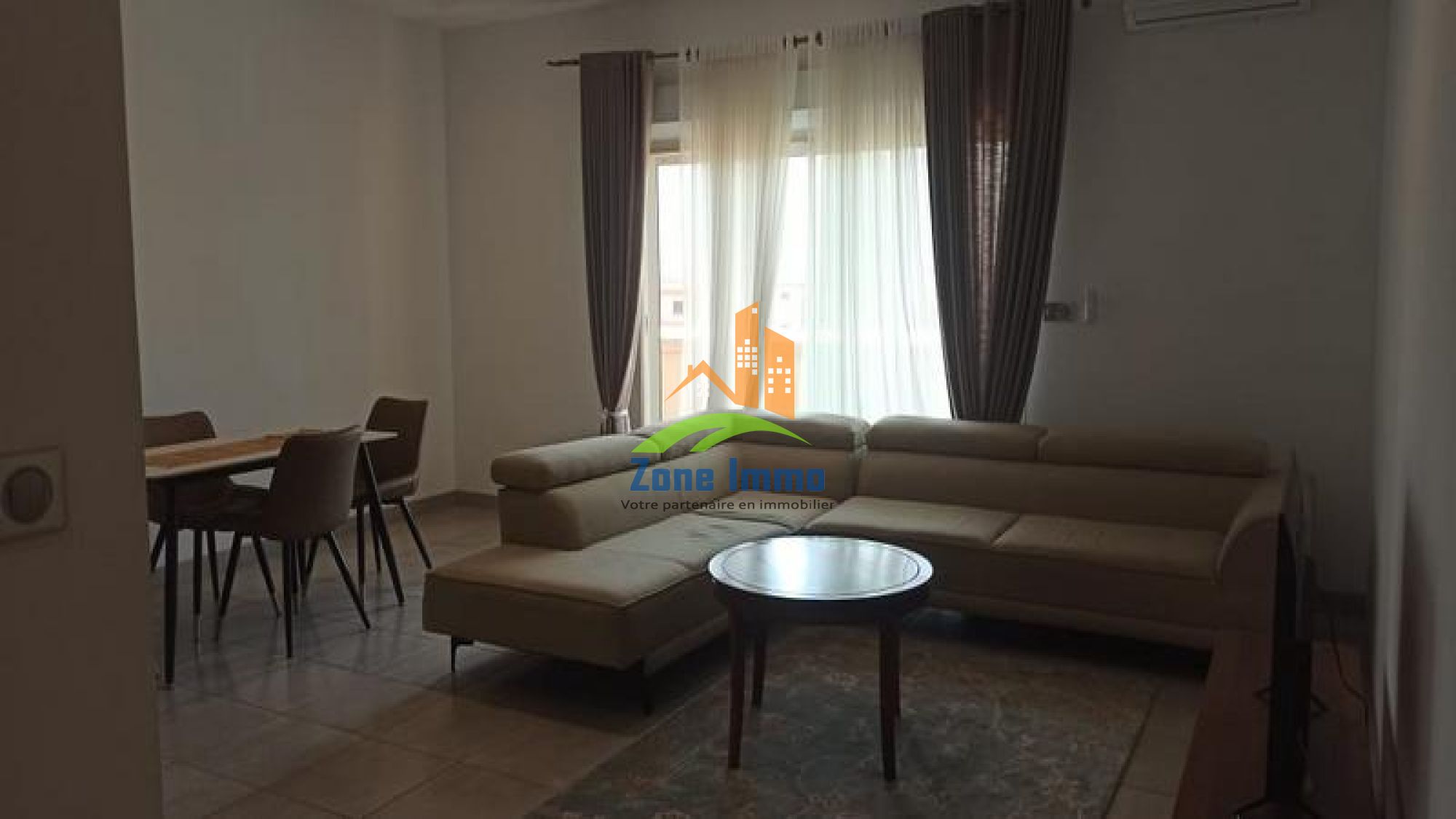 https://www.zoneimmo-mada.com/uploads/2024/11/19/a-louer-bel-appartement-t3-meuble-a-ambatobe-1731997905_1_7405_large.jpg