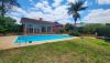 https://www.zoneimmo-mada.com/uploads/2025/05/16/a-louer-villa-basse-f4-avec-piscine-et-grand-jardin-a-tanjombato-1760807599_1_91765_medium.jpg