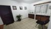 https://www.zoneimmo-mada.com/uploads/2025/07/16/a-louer-appartement-t3-bien-place-a-usage-mixte-a-alarobia-1752816413_5_91557_medium.jpg