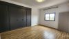 https://www.zoneimmo-mada.com/uploads/2025/11/23/a-louer-appartement-t4-bureau-meuble-ou-videav-ankadilalana-ambohibao-1763936391_5_5833_medium.jpeg