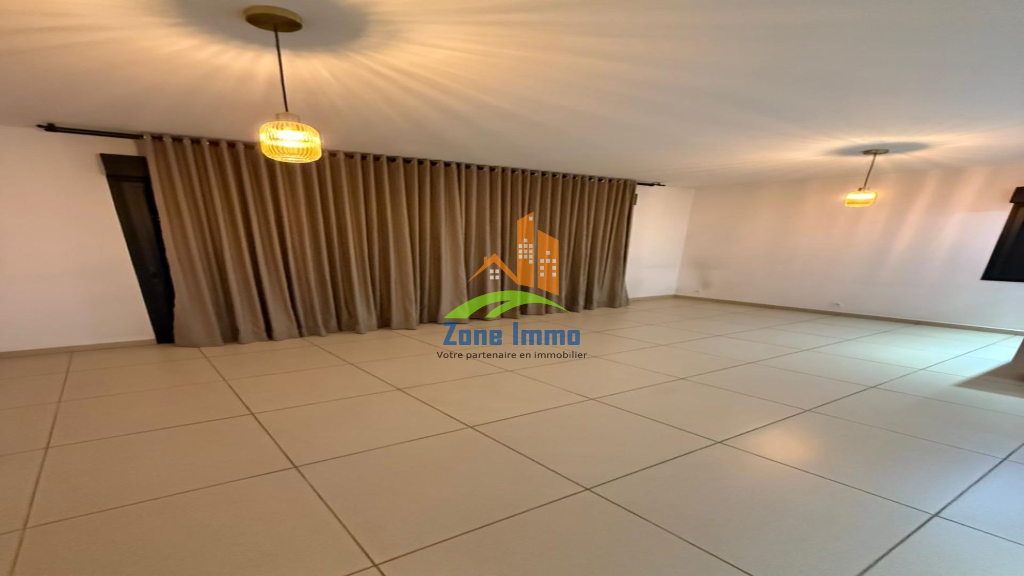 https://www.zoneimmo-mada.com/uploads/2026/02/06/a-louer-appartement-t3-avec-te-ampahibe-cite-planton-1770407997_1_89703_large.jpeg