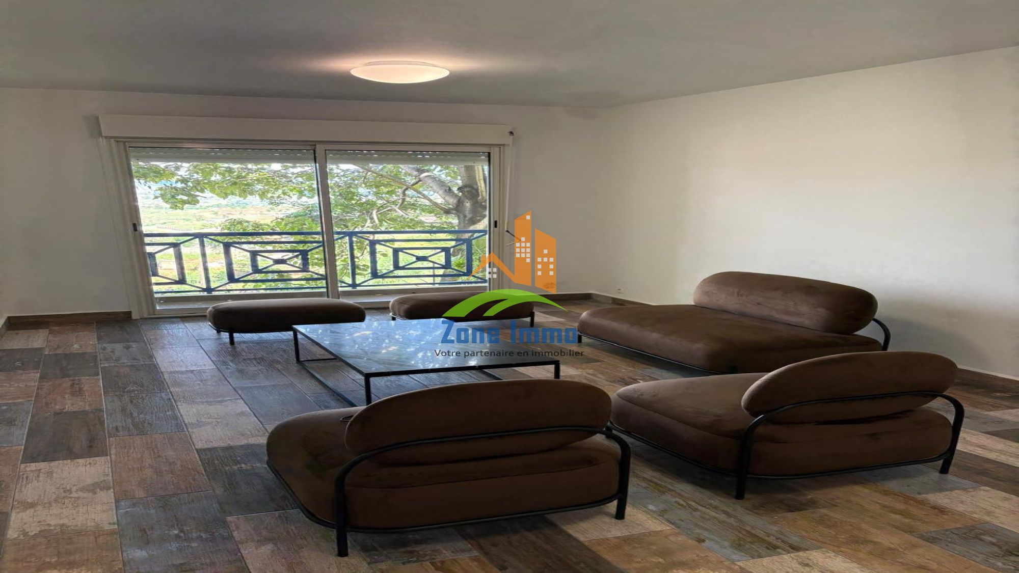 https://www.zoneimmo-mada.com/uploads/2026/02/06/a-vendre-appartement-t2-securise-et-meu-les-hauteurs-d-ambatobe-1789732852_1_29449_large.jpeg
