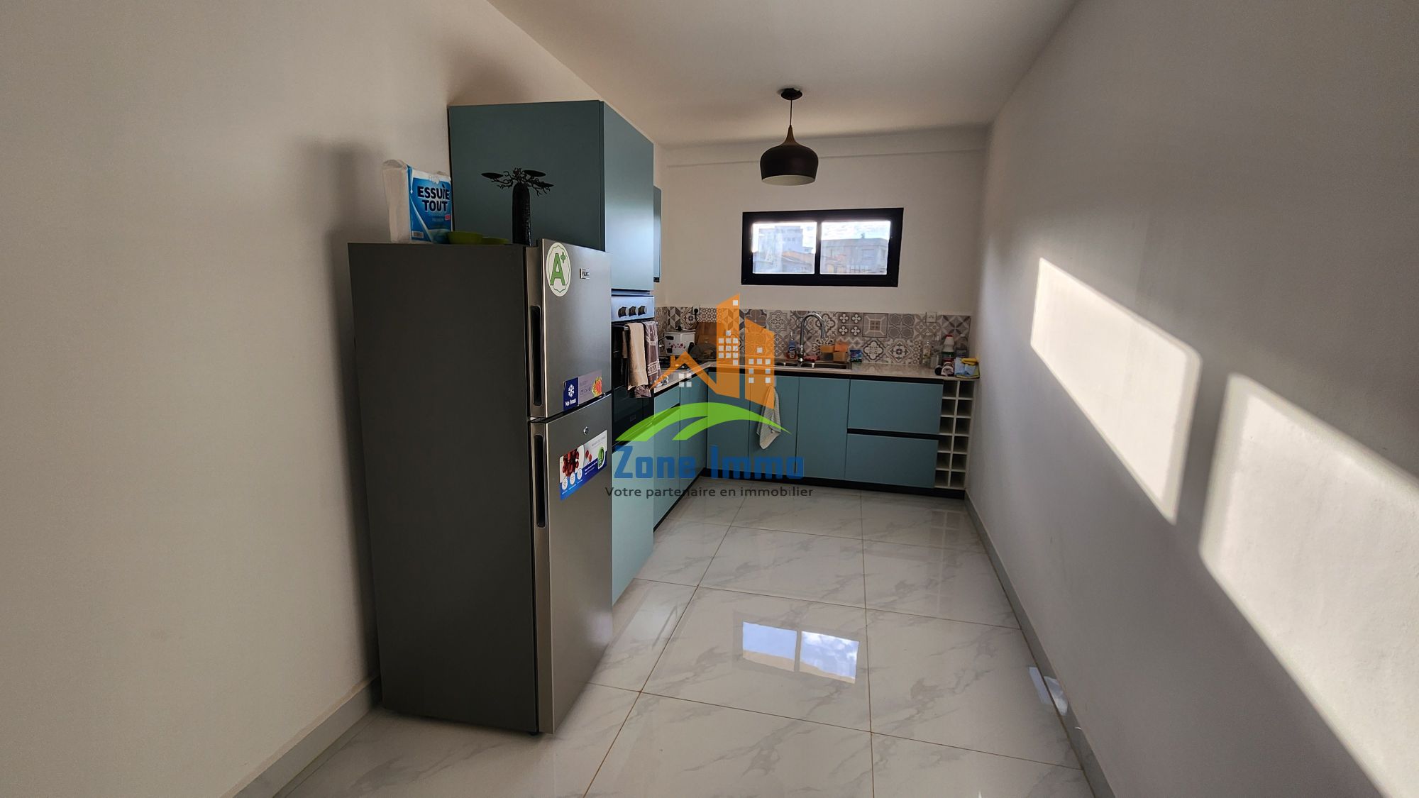 https://www.zoneimmo-mada.com/uploads/2026/07/07/a-louer-maison-r-2-f5-a-usage-mixte-a-ambatobe-1783447859_3_75420_large.jpg