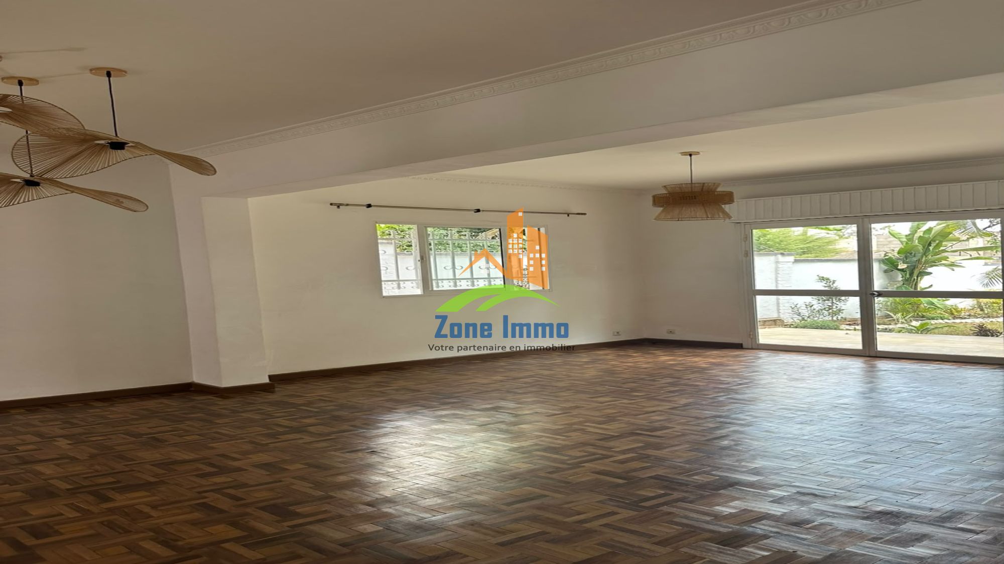 https://www.zoneimmo-mada.com/uploads/2026/08/18/a-louer-villa-f6-avec-jardin-a-pied-du-lft-a-ambatobe-1787068979_1_64947_large.jpeg