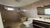 https://www.zoneimmo-mada.com/uploads/2026/10/07/a-louer-villa-f4-meublee-a-alasora-a-proximite-de-by-pass-1791460127_5_81667_medium.jpeg